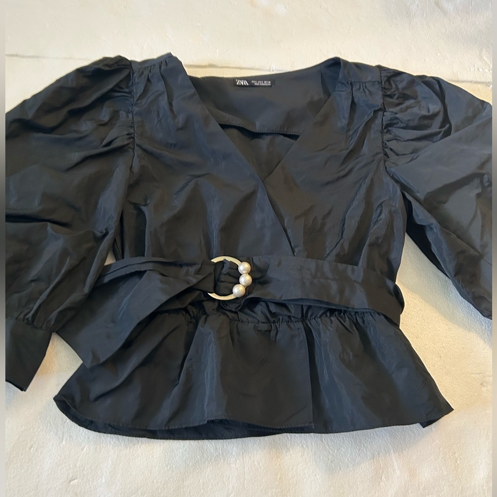 Zara Black Puff Sleeve Wrap Top with Pearl-Accent Belt - Picture 11 of 15